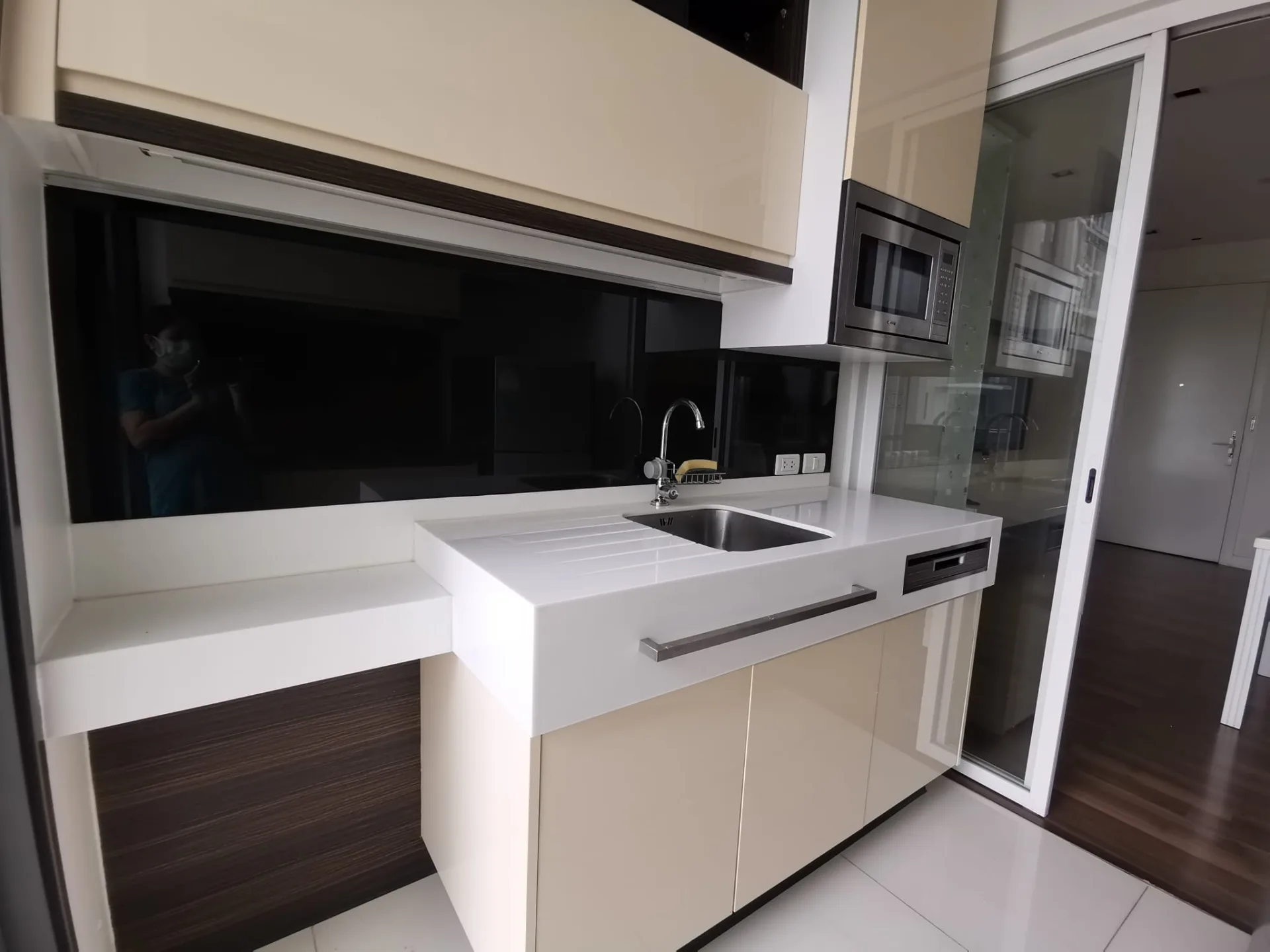 Property photos for The Room Sukhumvit 62