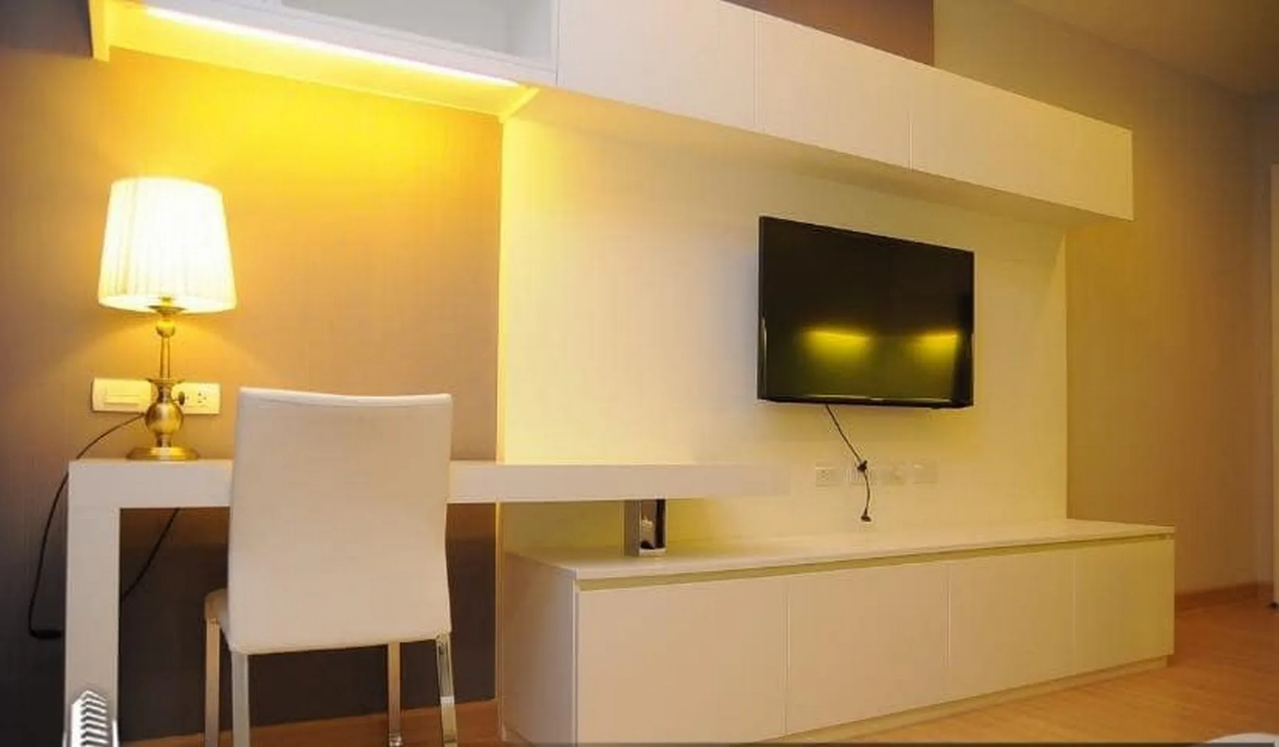 Property photos for Urbano Absolute Sathon - Taksin