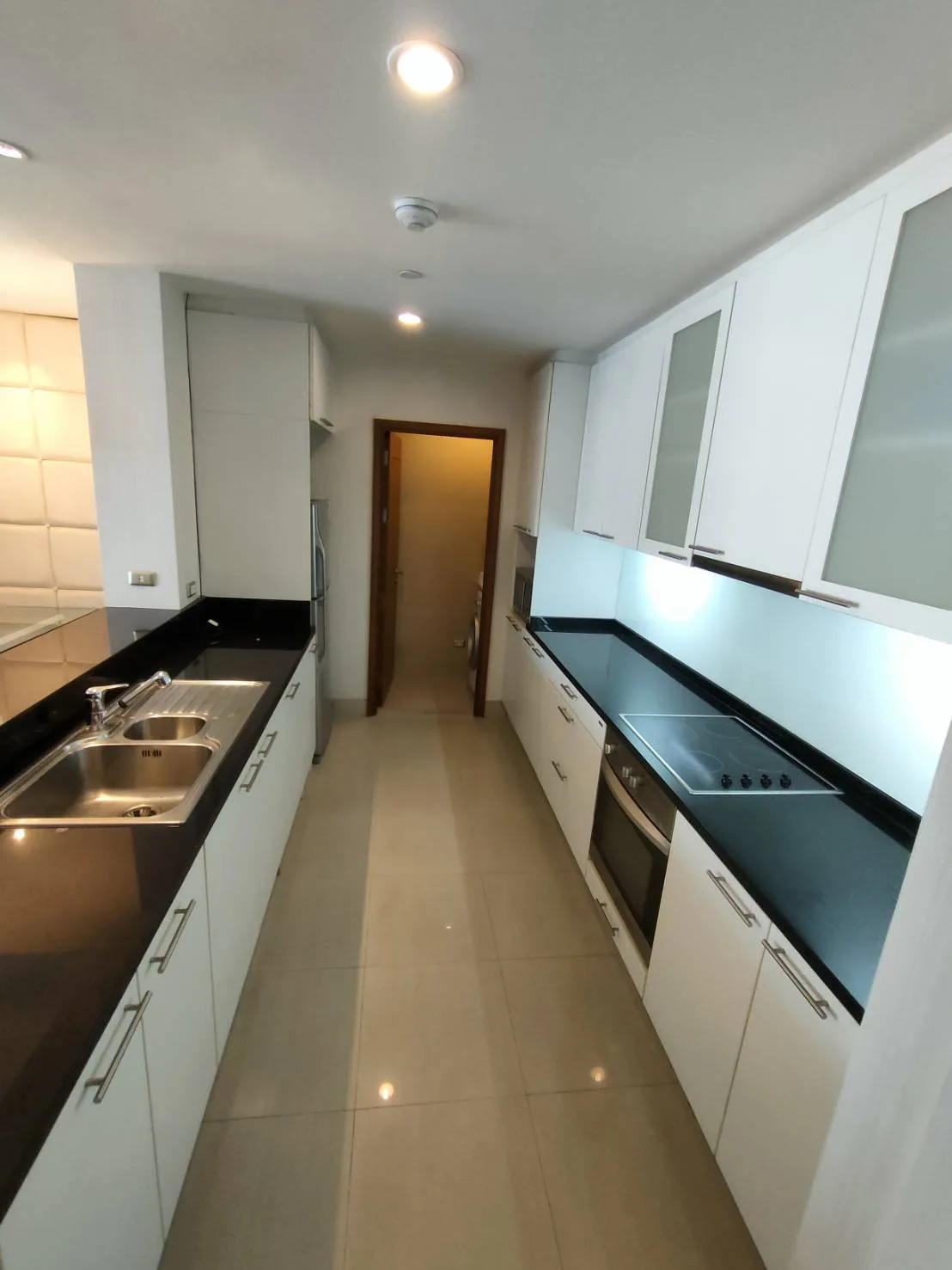 Property photos for Sky Villas Sathorn