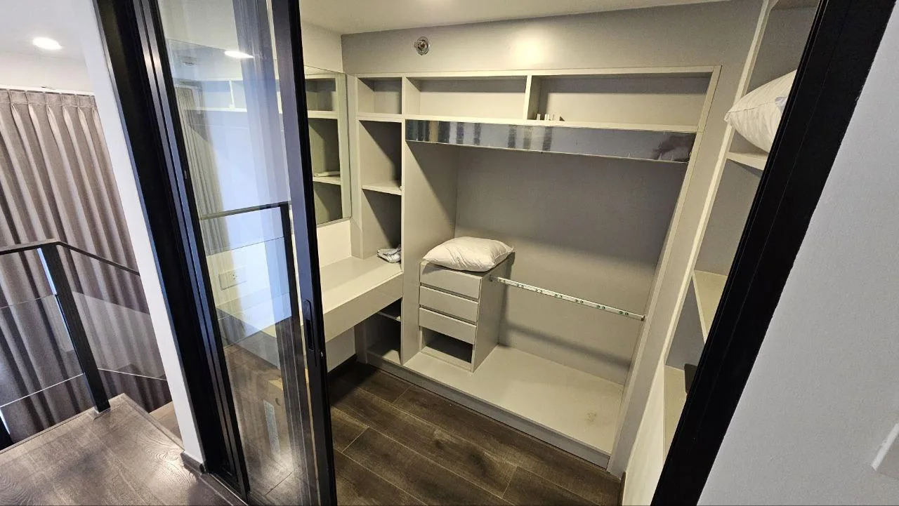 Property photos for Knightsbridge Space Ratchayothin
