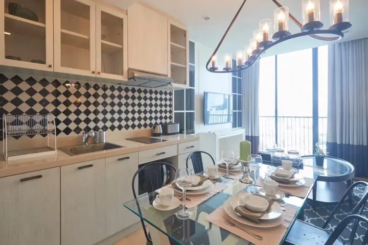Property photos for Noble ReD