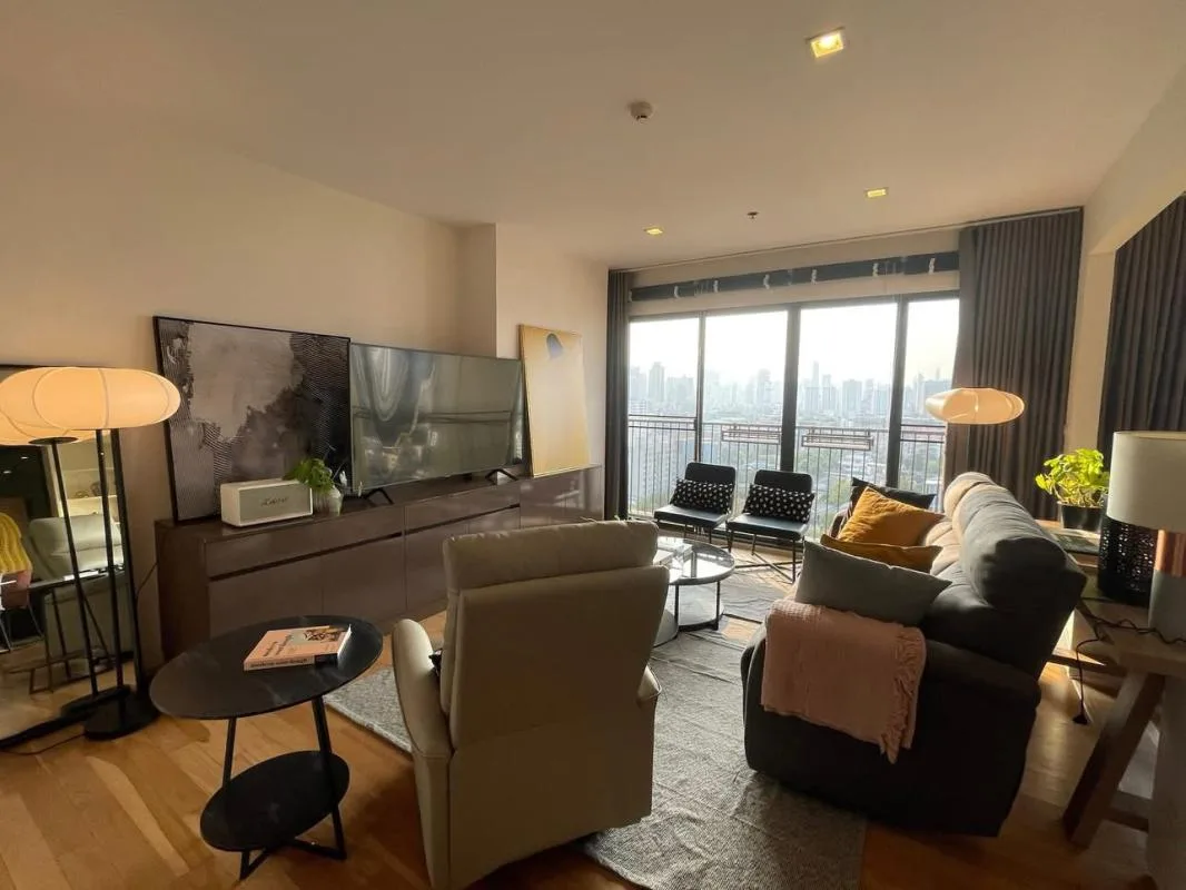 Property photos for Noble Solo