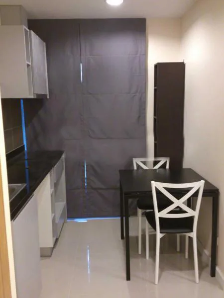 Property photos for Zenith Place Sukhumvit 42