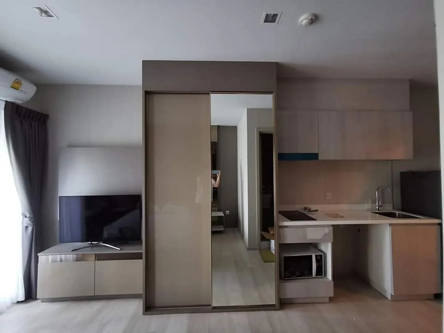 Property photos for Life One Wireless