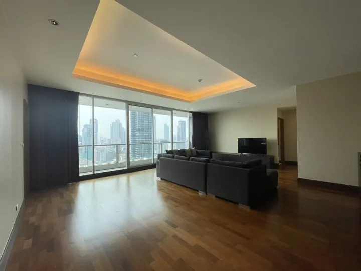 Property photos for Sky Villas Sathorn