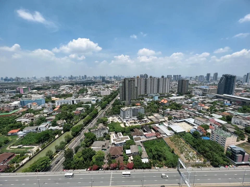 Property photos for Metro Sky Prachachuen