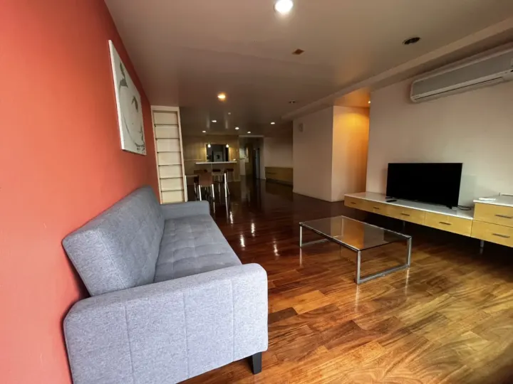 Property photos for Urbana Sukhumvit 15