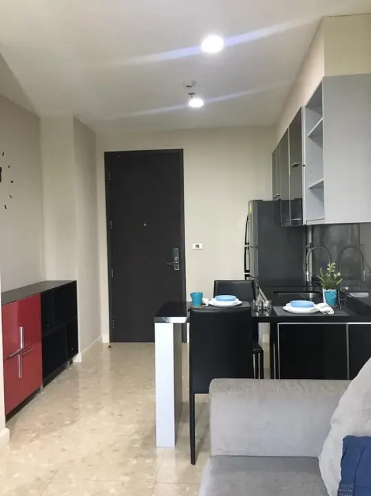 Property photos for The Crest Sukhumvit 34