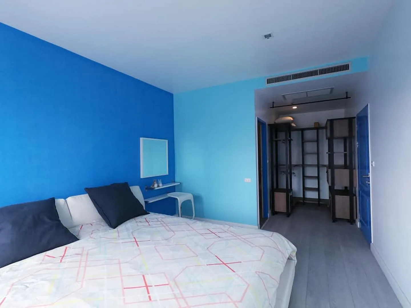 Property photos for Noble Refine