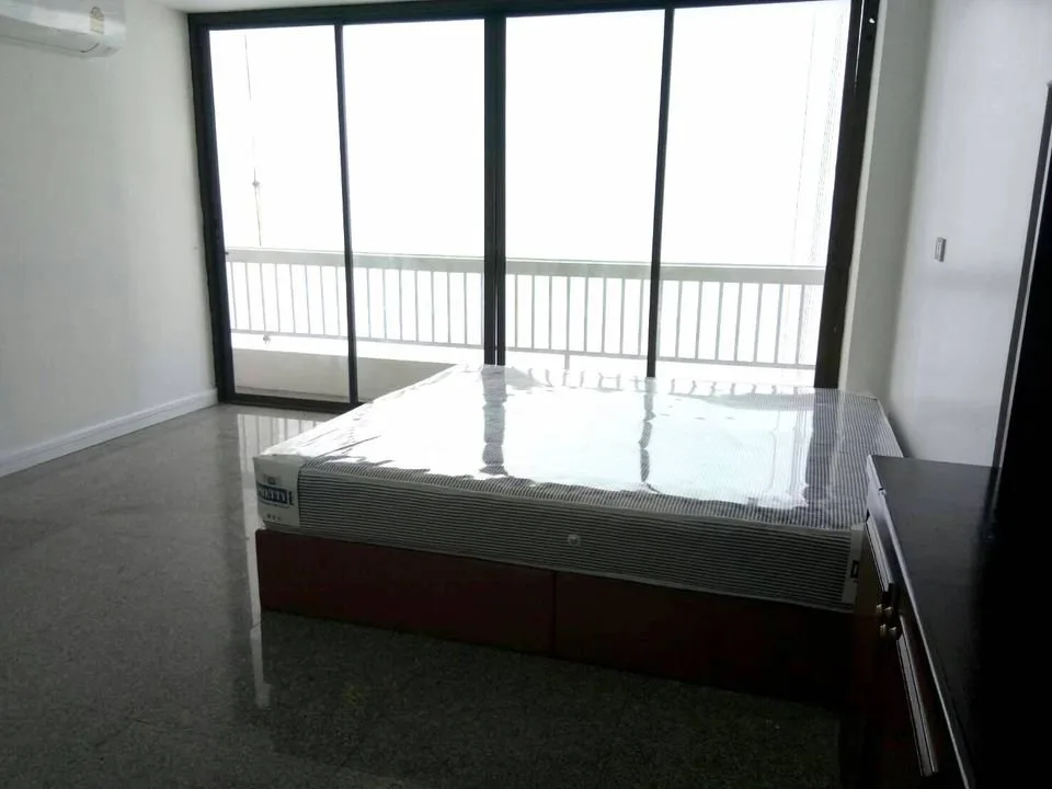 Property photos for The Waterford Park Sukhumvit 53
