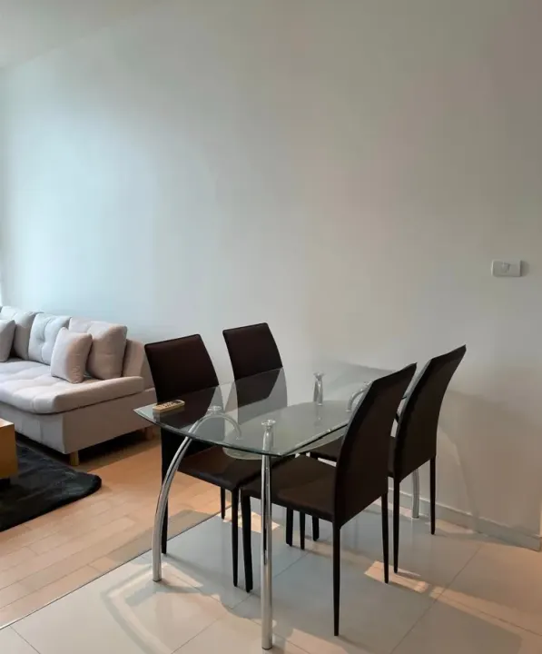 Property photos for Eight Thonglor Residence