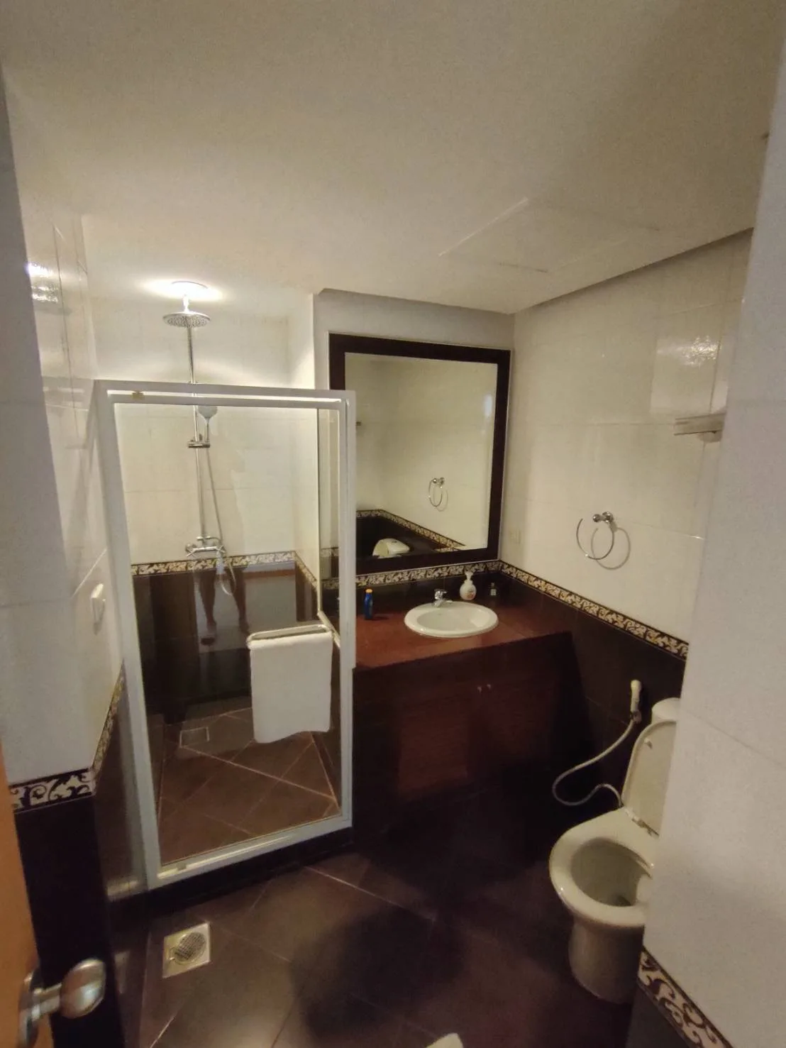 Property photos for Esmeralda Apartments