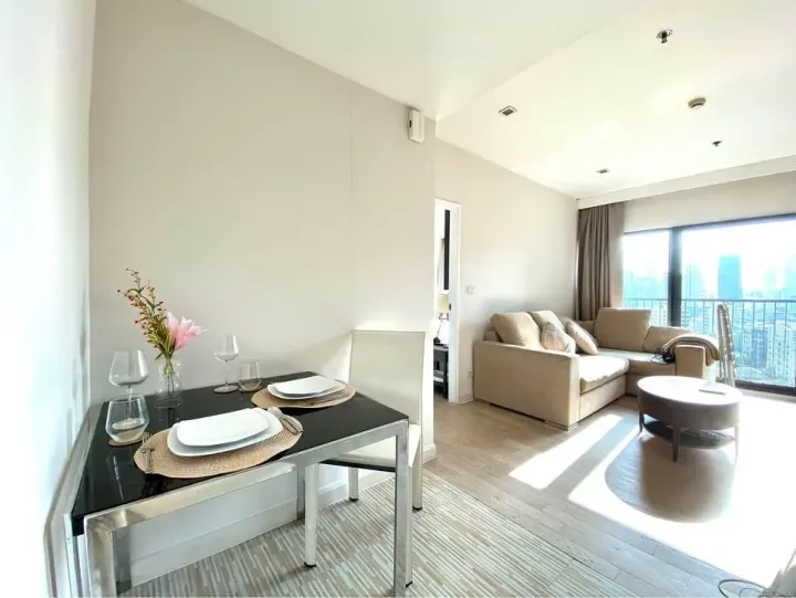 Property photos for Noble Remix