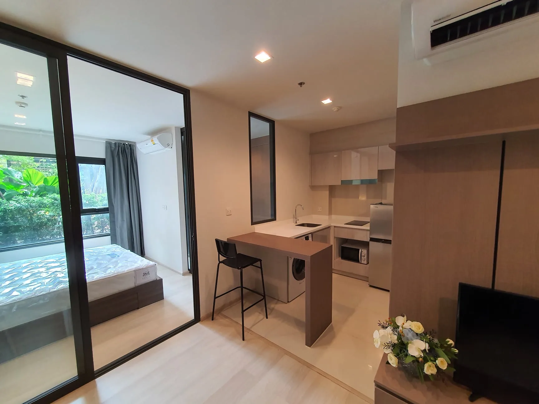 Property photos for Life One Wireless