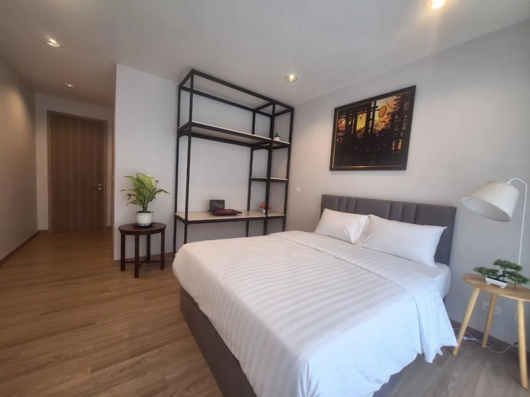 Property photos for Sathorn 111