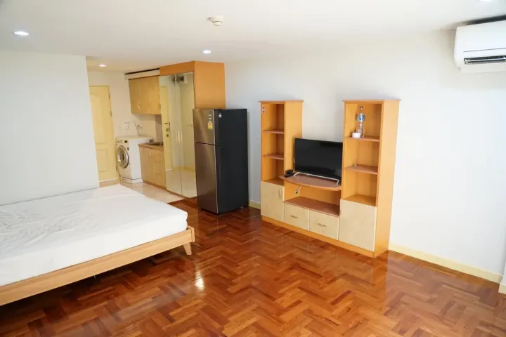 Property photos for Silom Terrace