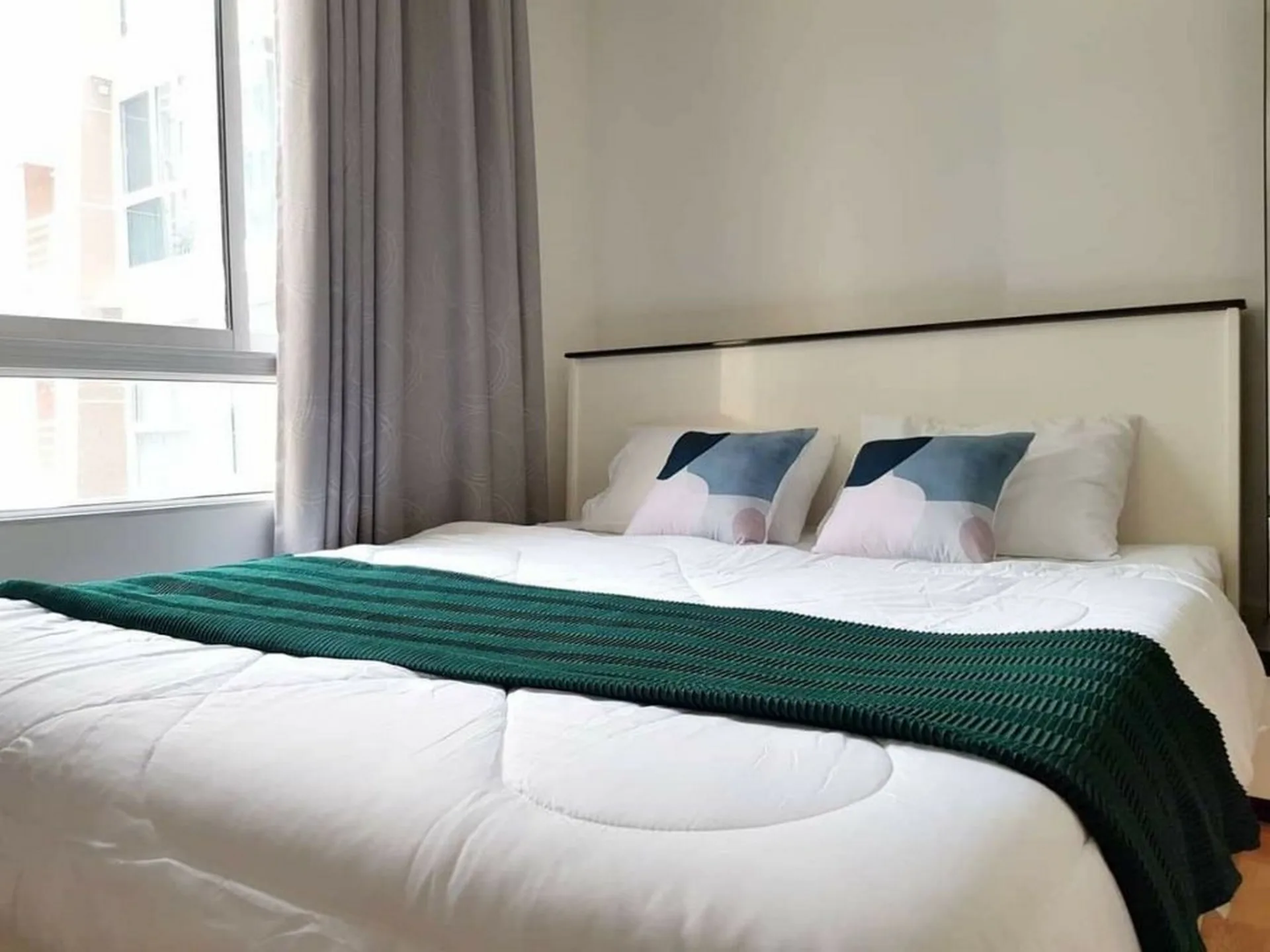Property photos for Ivy Ratchada