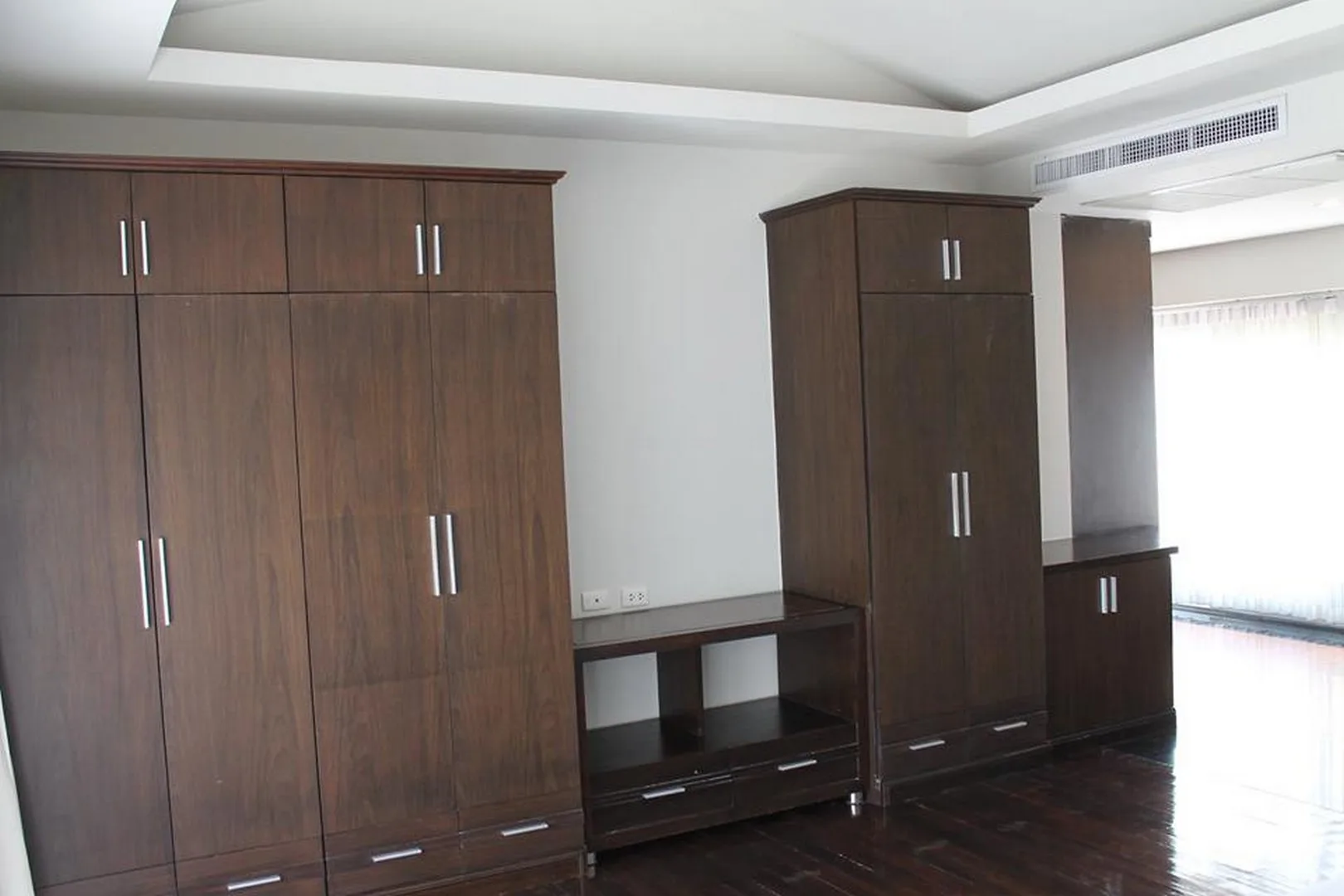 Property photos for Baan Thirapa