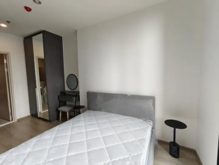 Property photos for Nue District R9