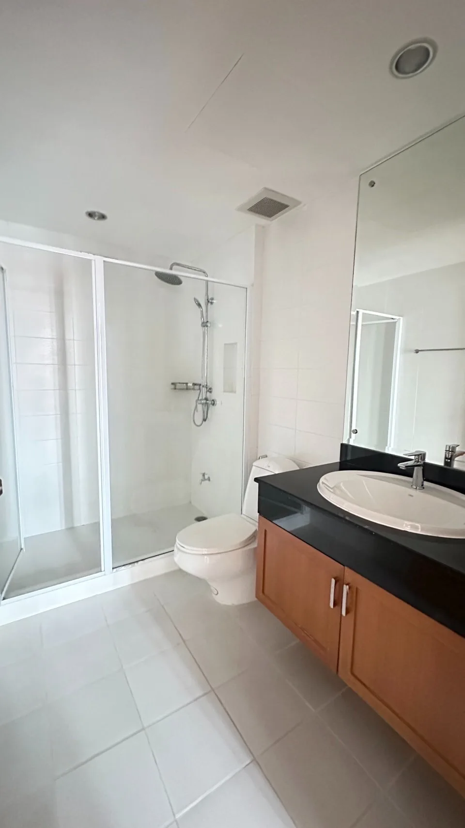 Property photos for Queen's Park View