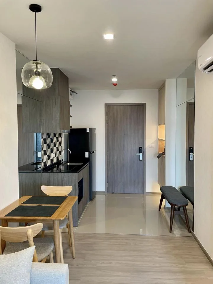 Property photos for The Base Phetchaburi-thonglor