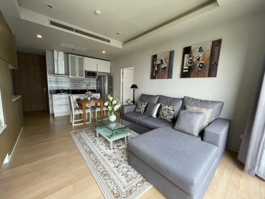 Property photos for Noble Refine