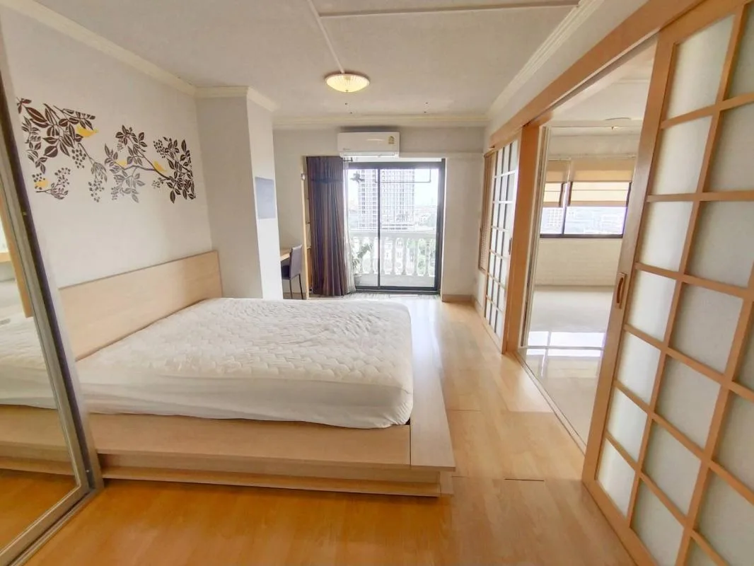 Property photos for 38 Mansion