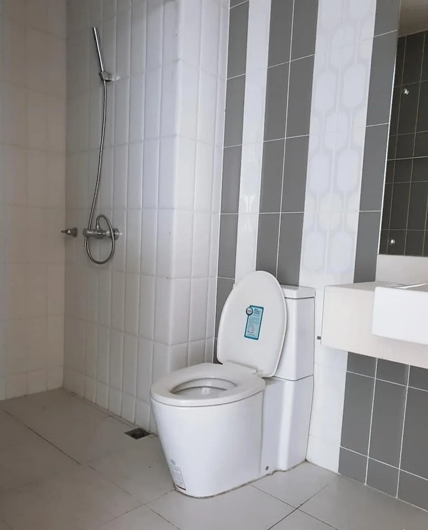 Property photos for Circle Condominium