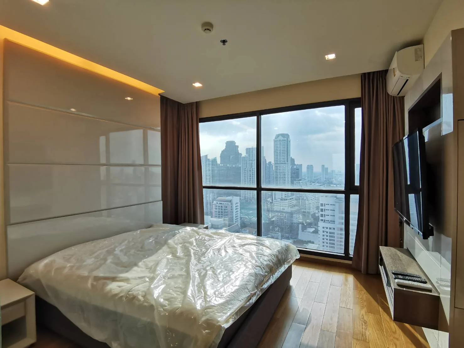 Property photos for The Address Sathorn