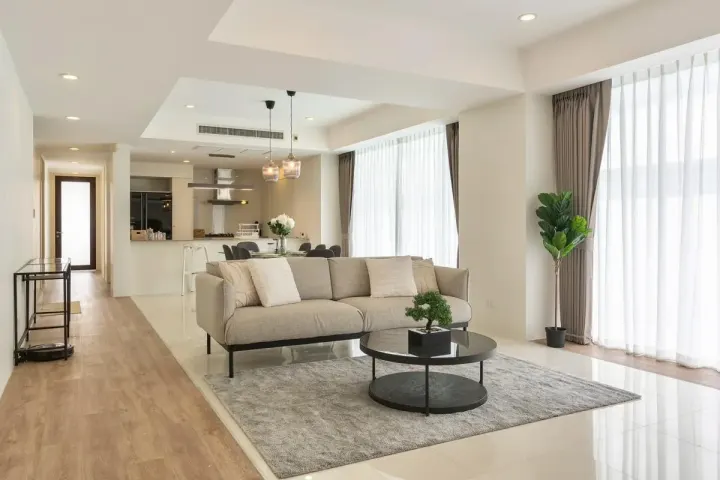 Property photos for Courtyard Villa Rama 9-wongwaen