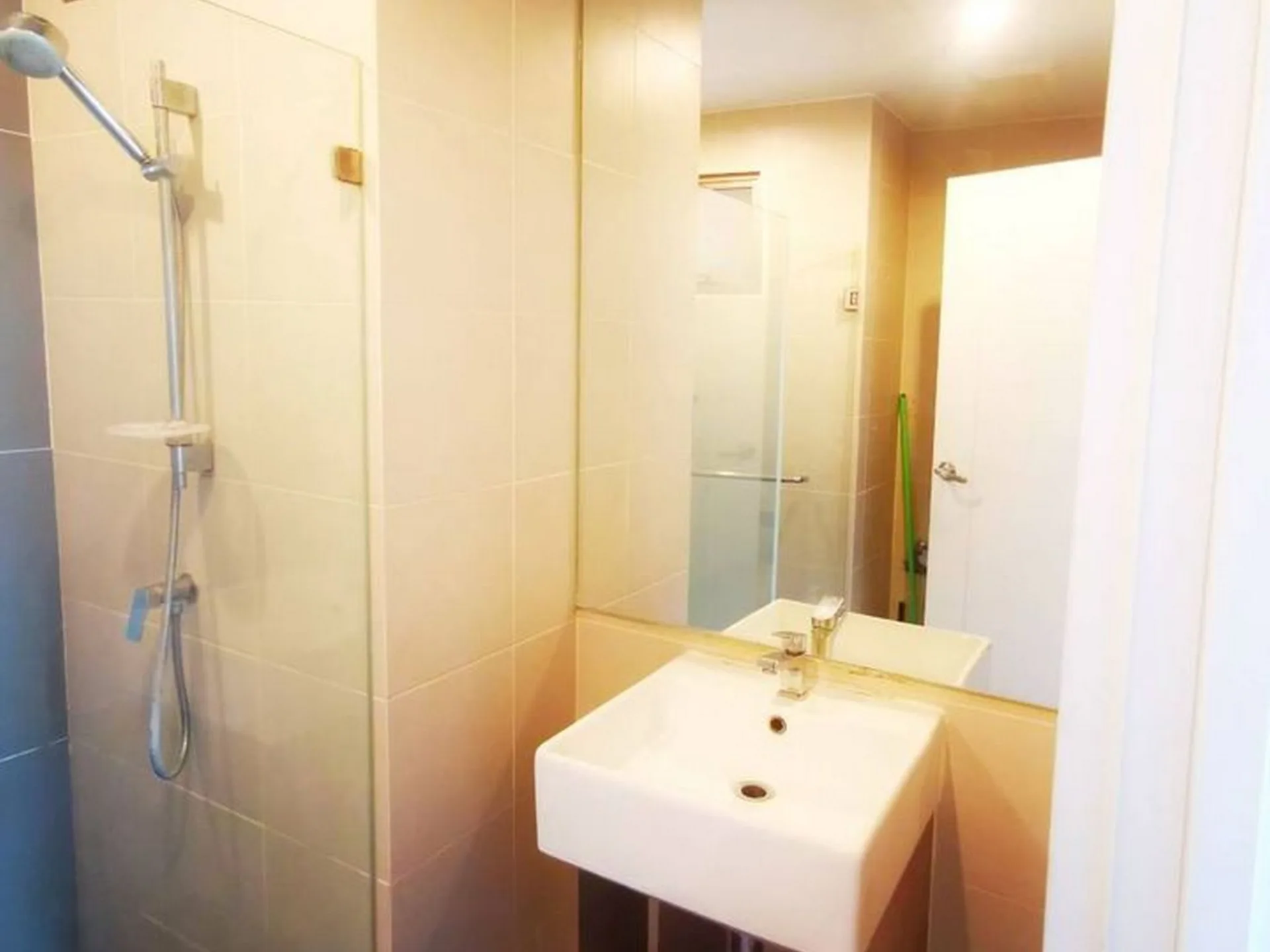 Property photos for The Privacy Ratchada - Sutthisan