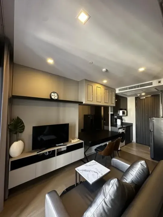 Property photos for Ashton Asoke