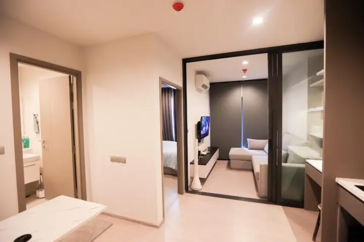 Property photos for Life Asoke Hype
