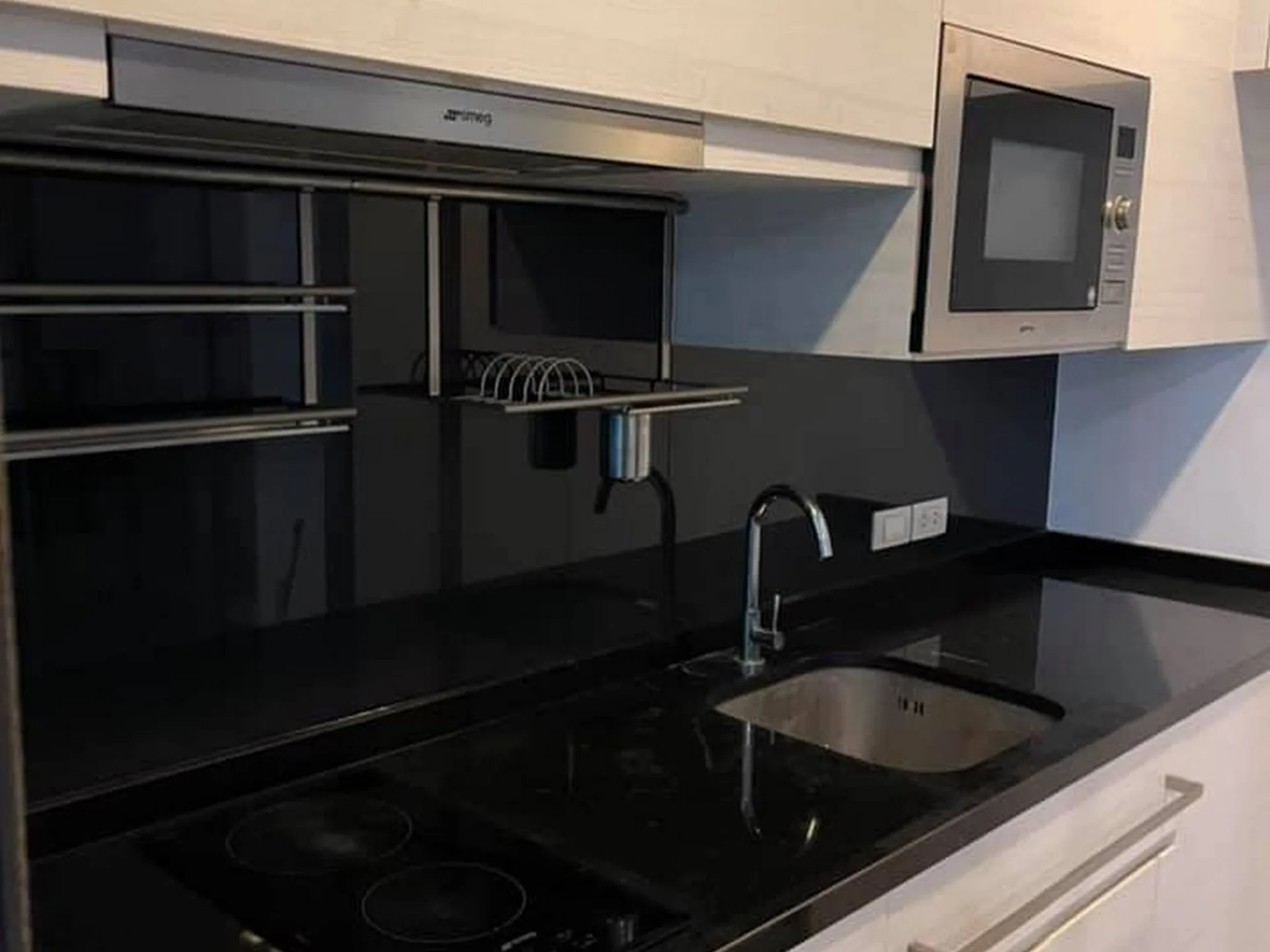 Property photos for The Room Sukhumvit 40