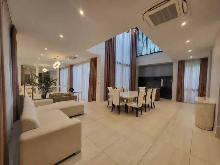 Property photos for Bugaan Krungthep Kreetha