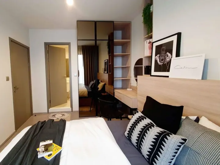 Property photos for Life Asoke Hype