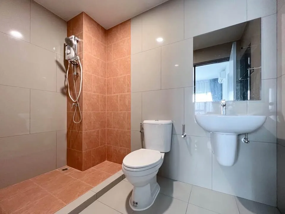 Property photos for Rich Point @ Bts Wutthakat