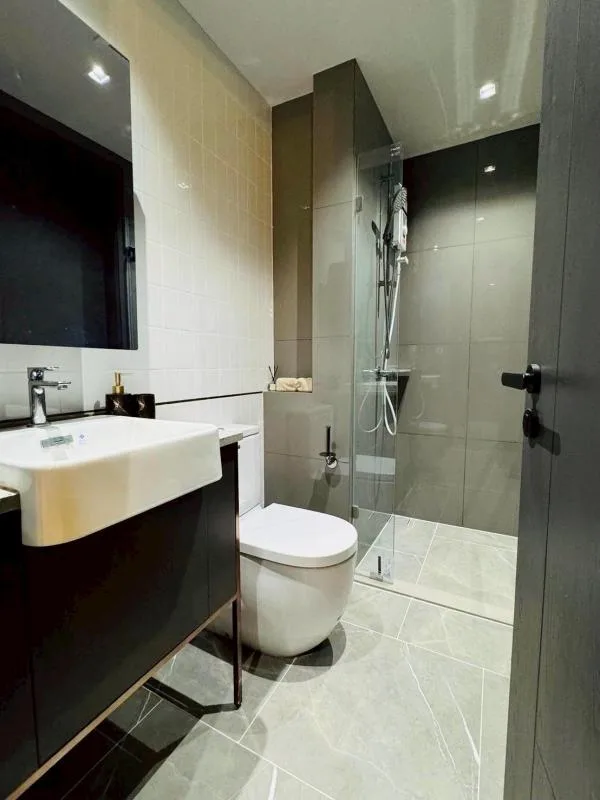 Property photos for Chapter Chula-samyan