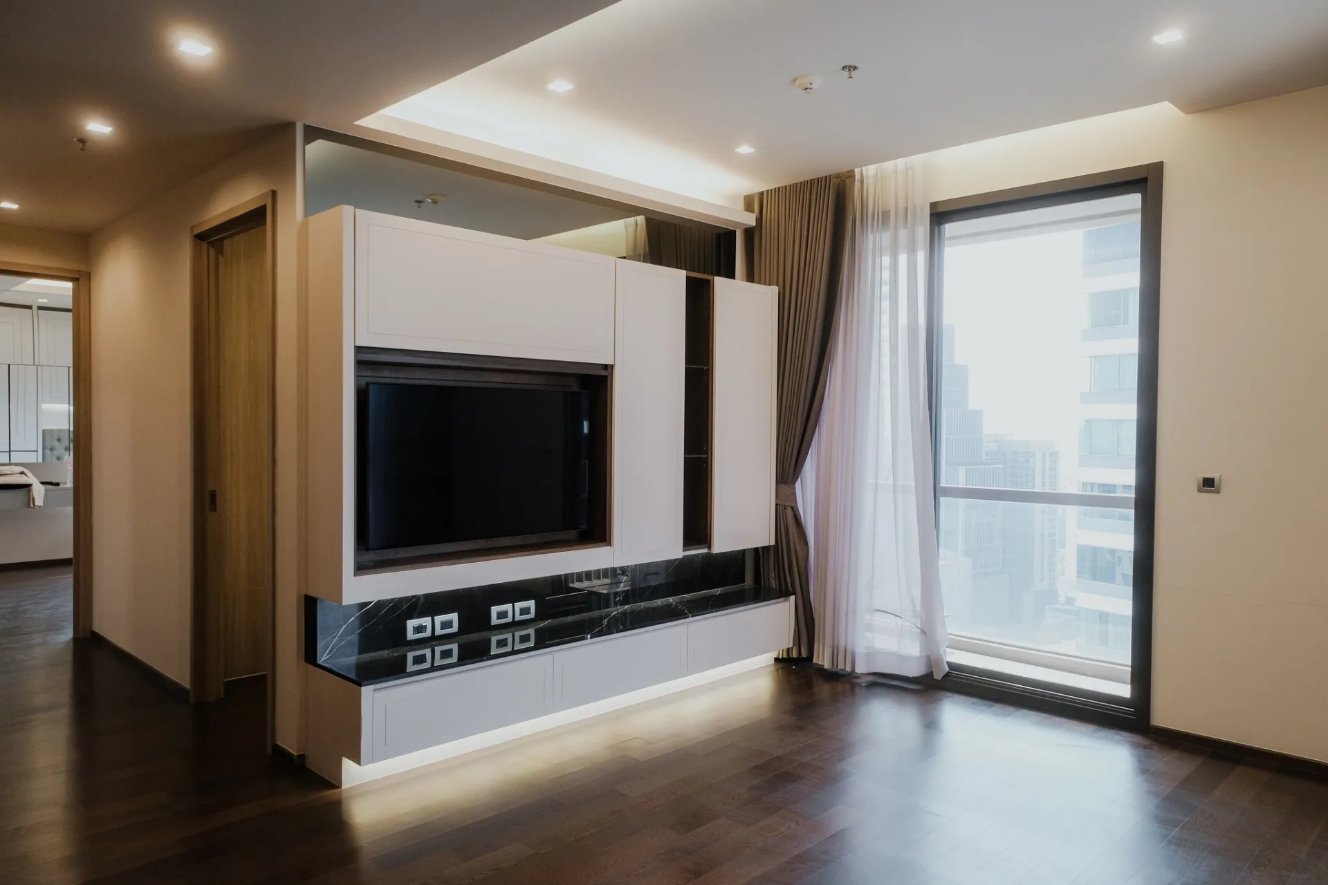 Property photos for The XXXIX by Sansiri