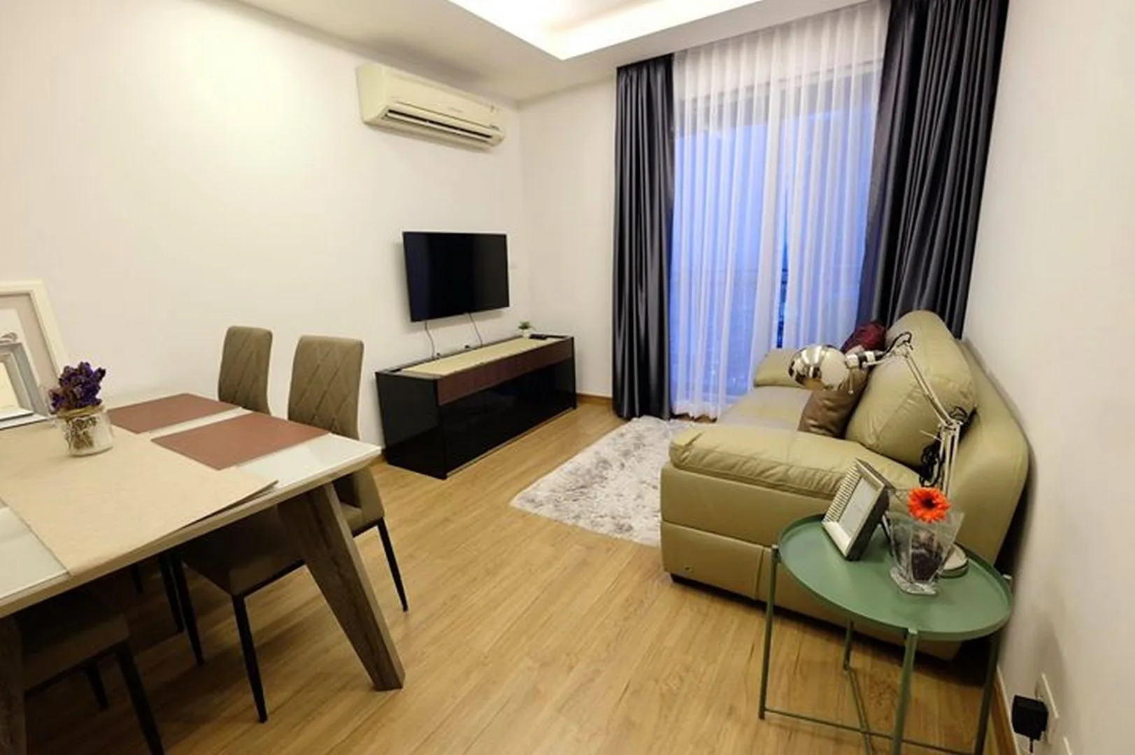 Property photos for Thru Thonglor