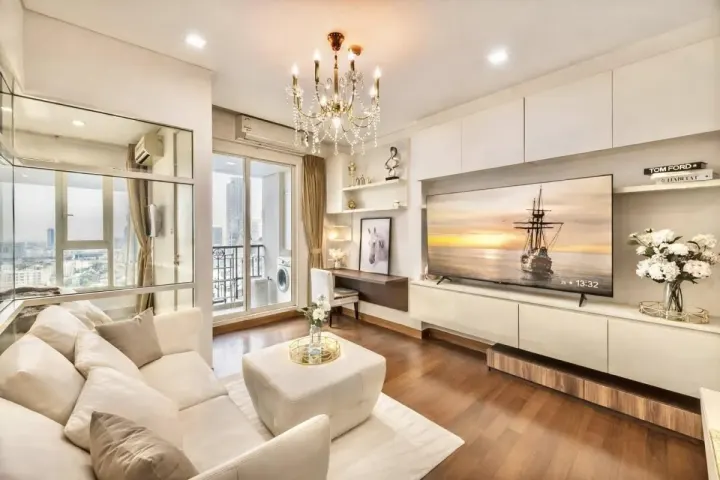 Property photos for Ivy Thonglor