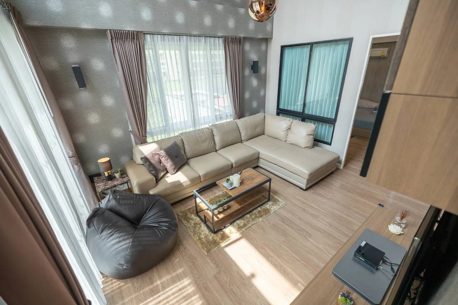 Property photos for Bless Town Sukhumvit 50