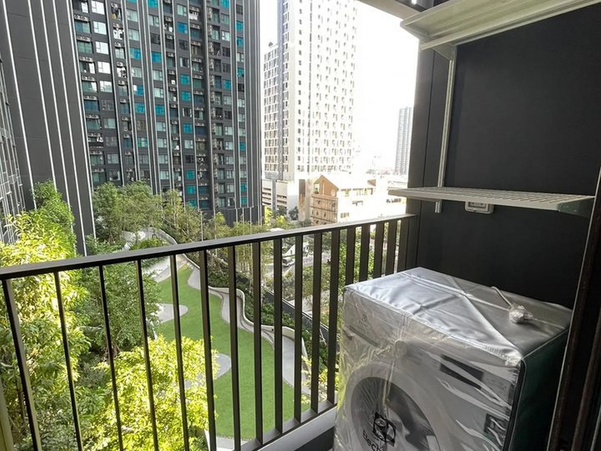 Property photos for LIFE Asoke - Rama 9