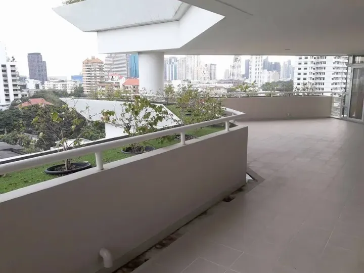 Property photos for La Cascade