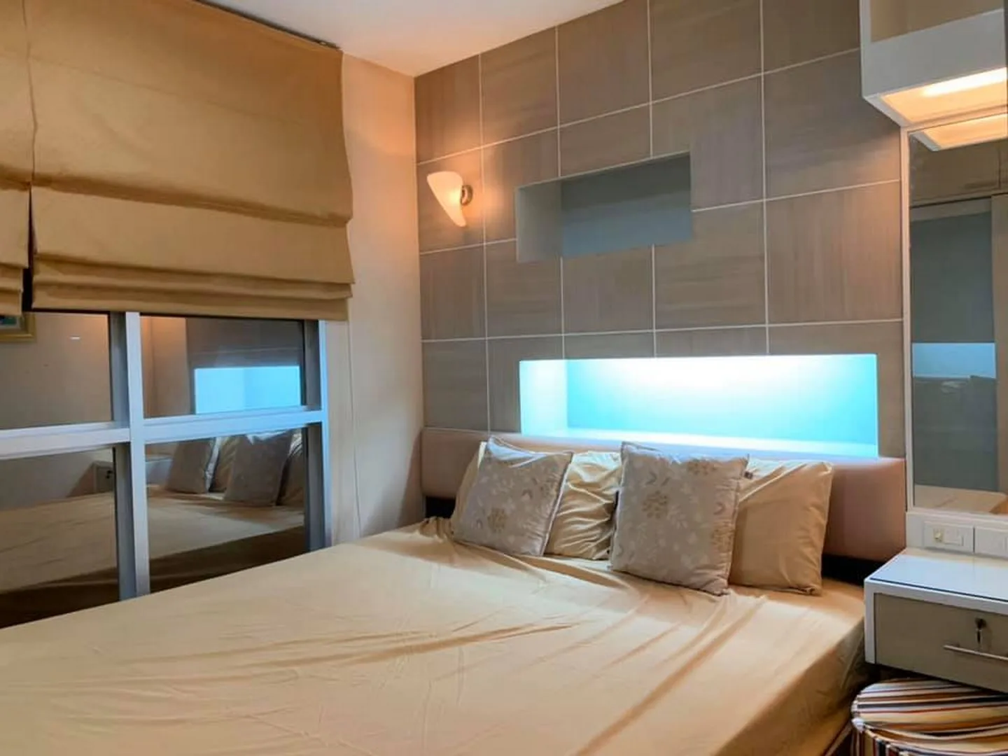 Property photos for Life @ Ratchada