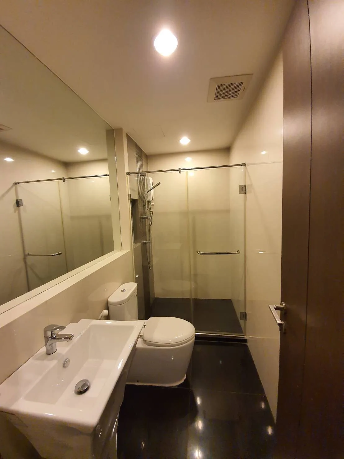 Property photos for Rhythm Sathorn - Narathiwas
