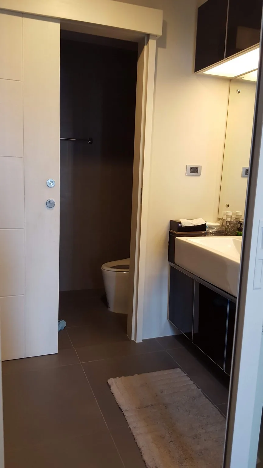 Property photos for The Crest Sukhumvit 34