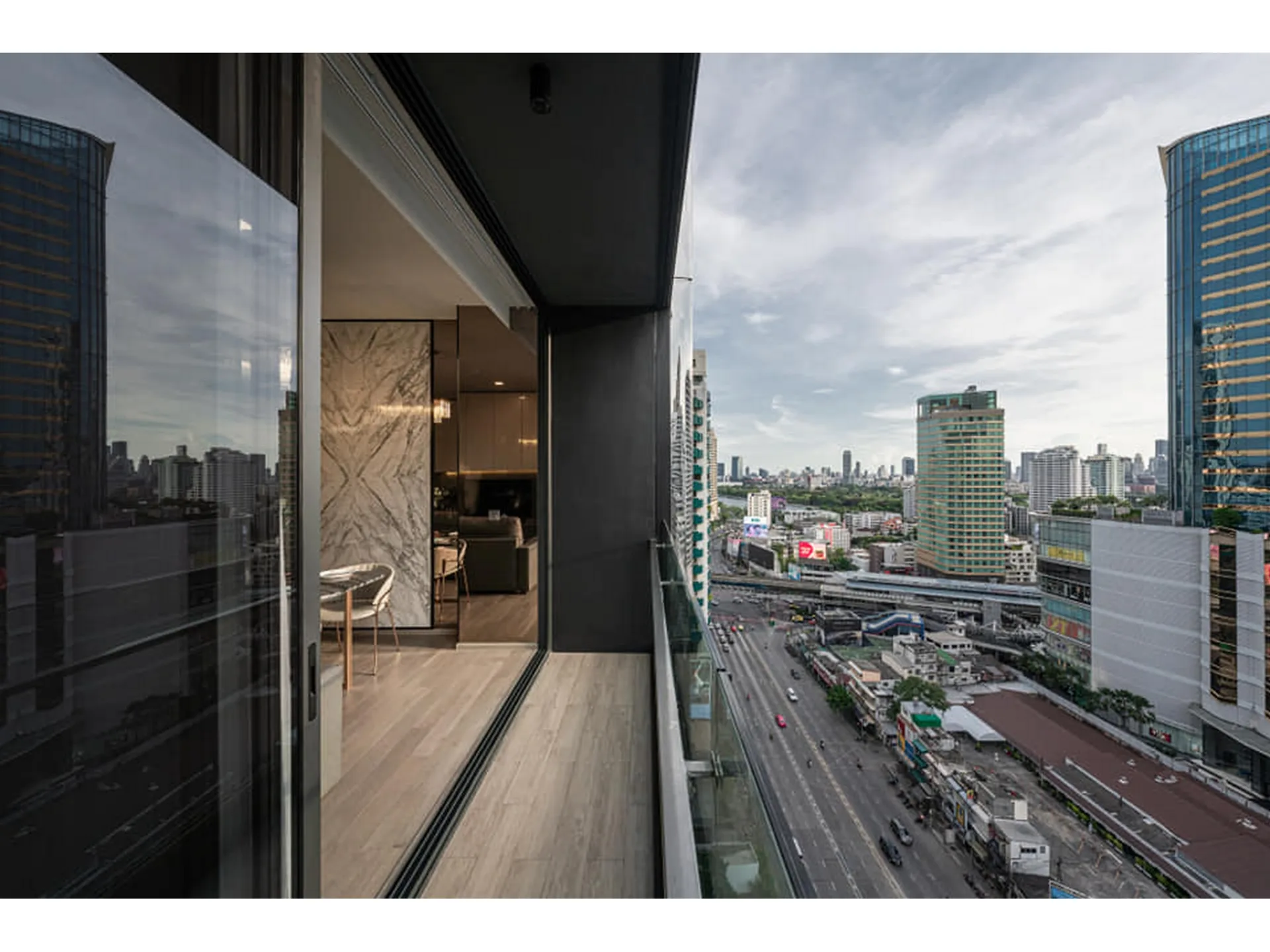 Property photos for Celes Asoke