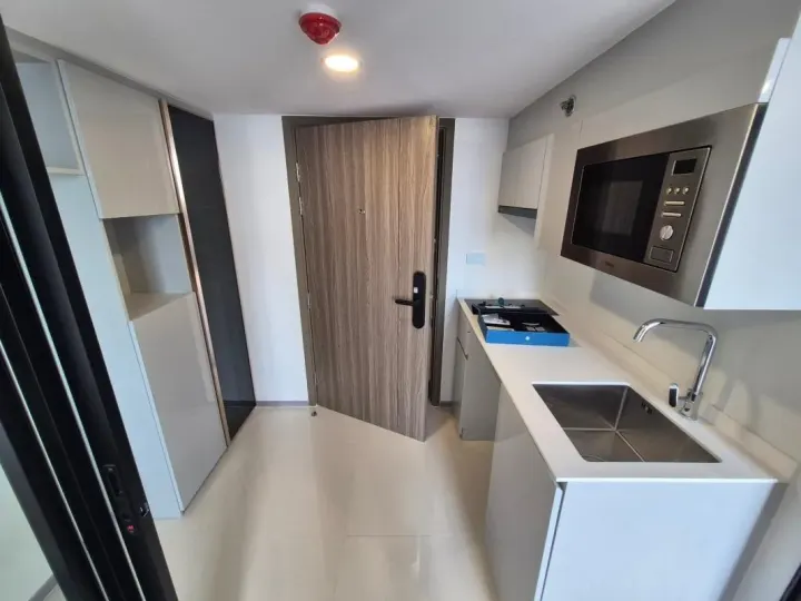 Property photos for Knightsbridge Space Rama 4
