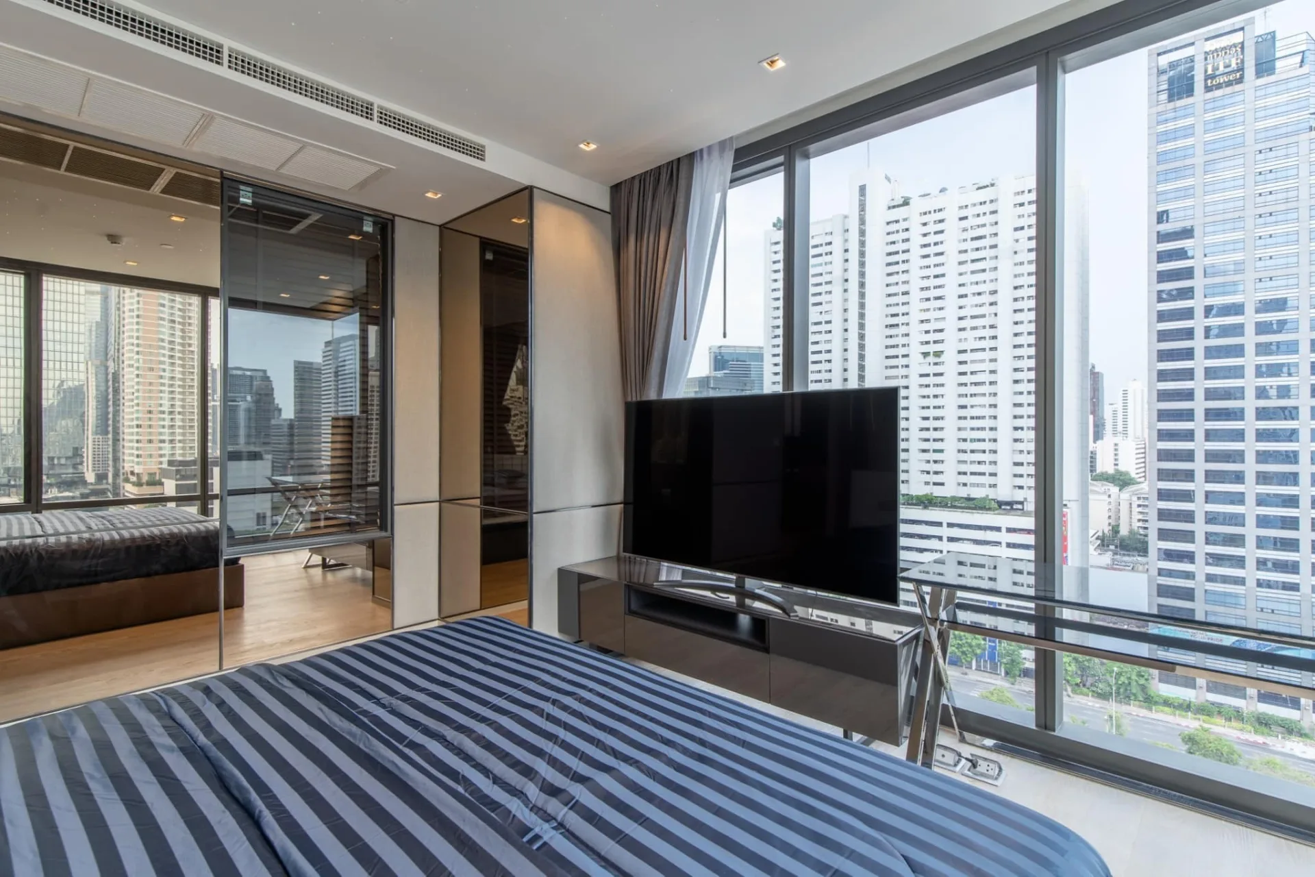 Property photos for Ashton Silom